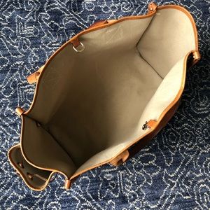 Dooney & Bourke Bags - Dooney & Bourke Tote Dooney & Bourke Bags - Dooney & Bourke Tote